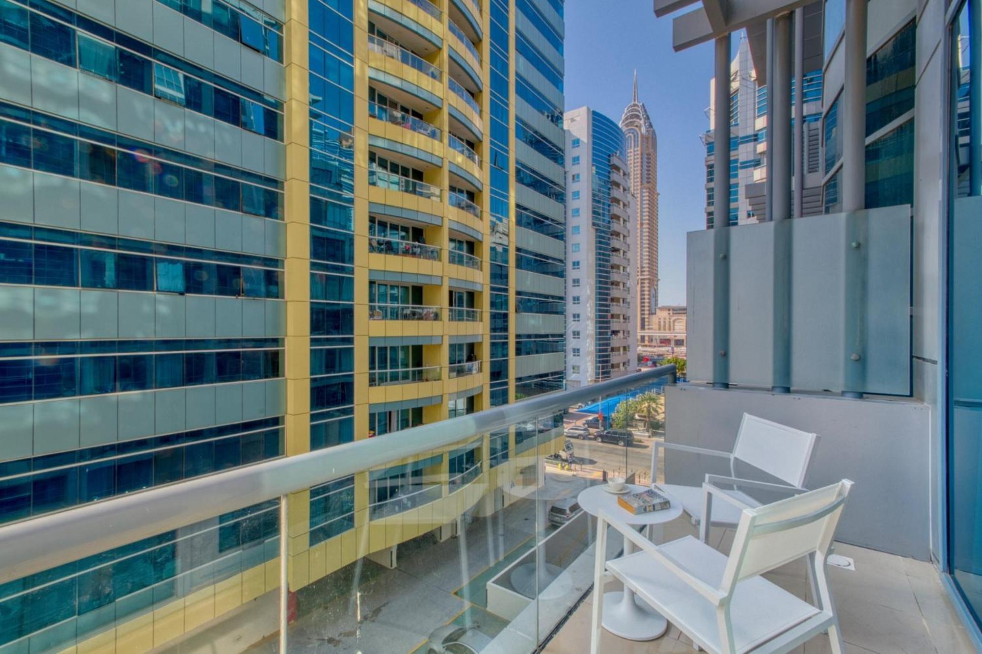 Tecom Location Executive Apartment Dubai