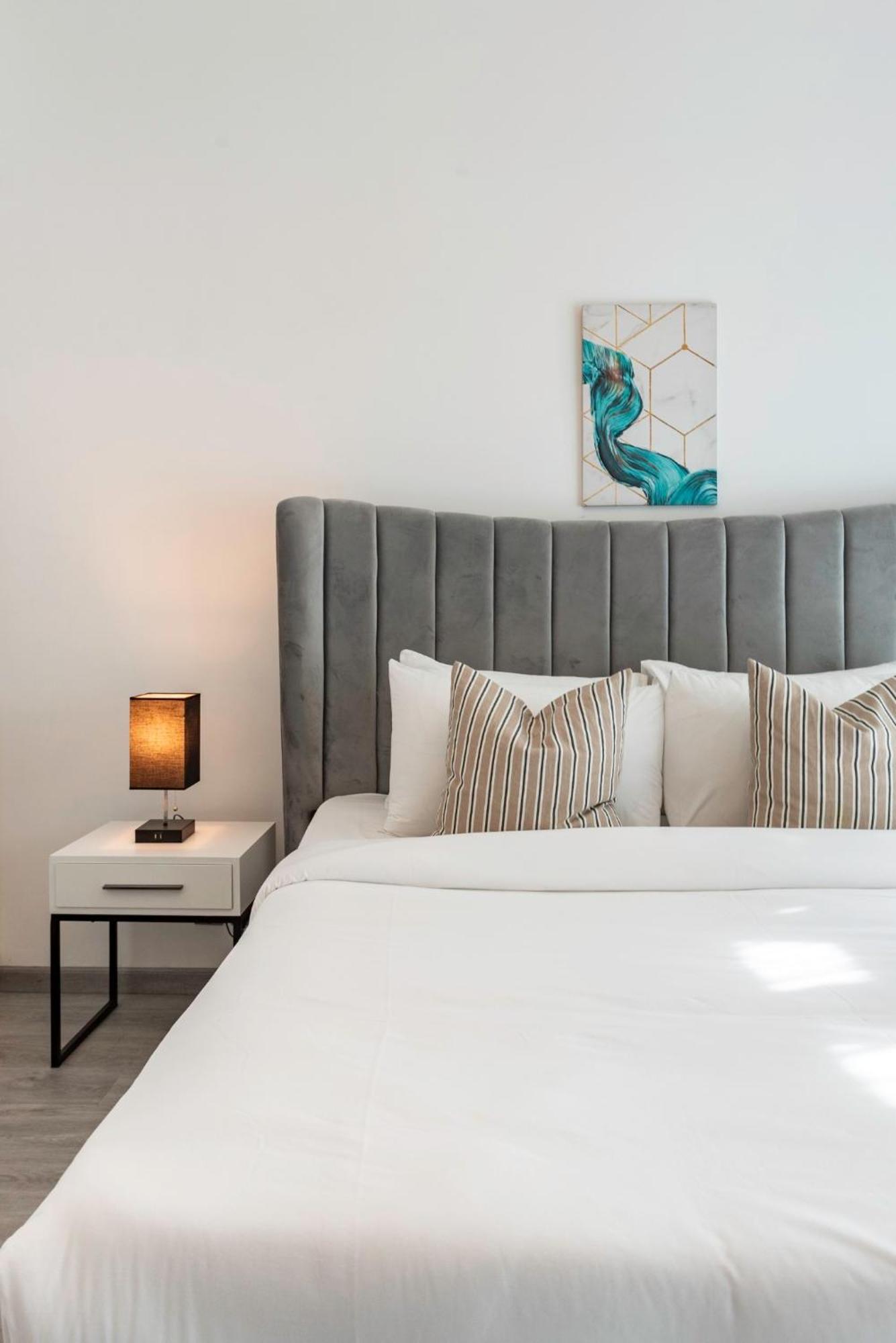 Apartment Tecom Location Executive Dubai